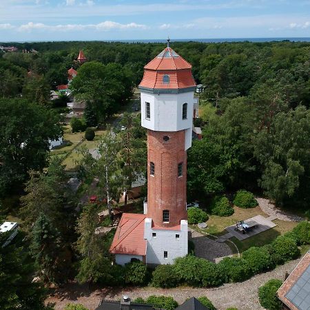 Historischer Wasserturm Von 1913 グラール・ミューリッツ エクステリア 写真