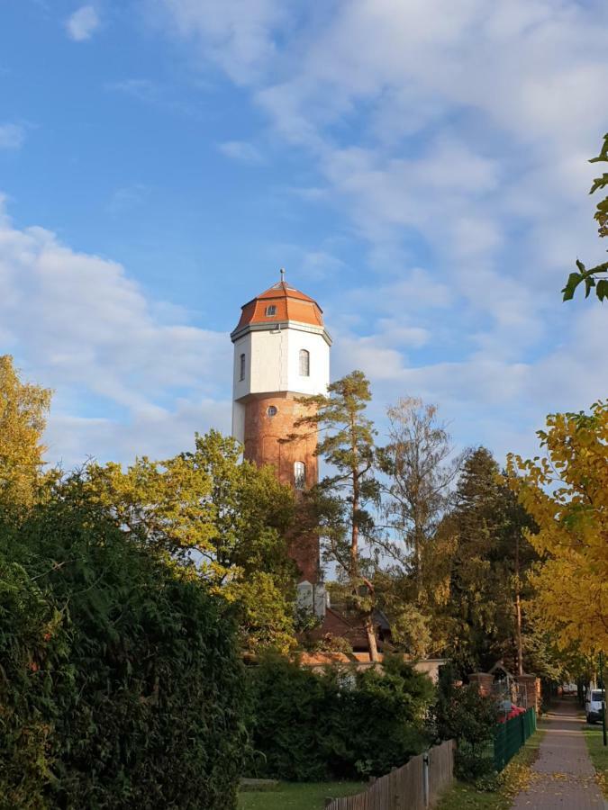 Historischer Wasserturm Von 1913 グラール・ミューリッツ エクステリア 写真